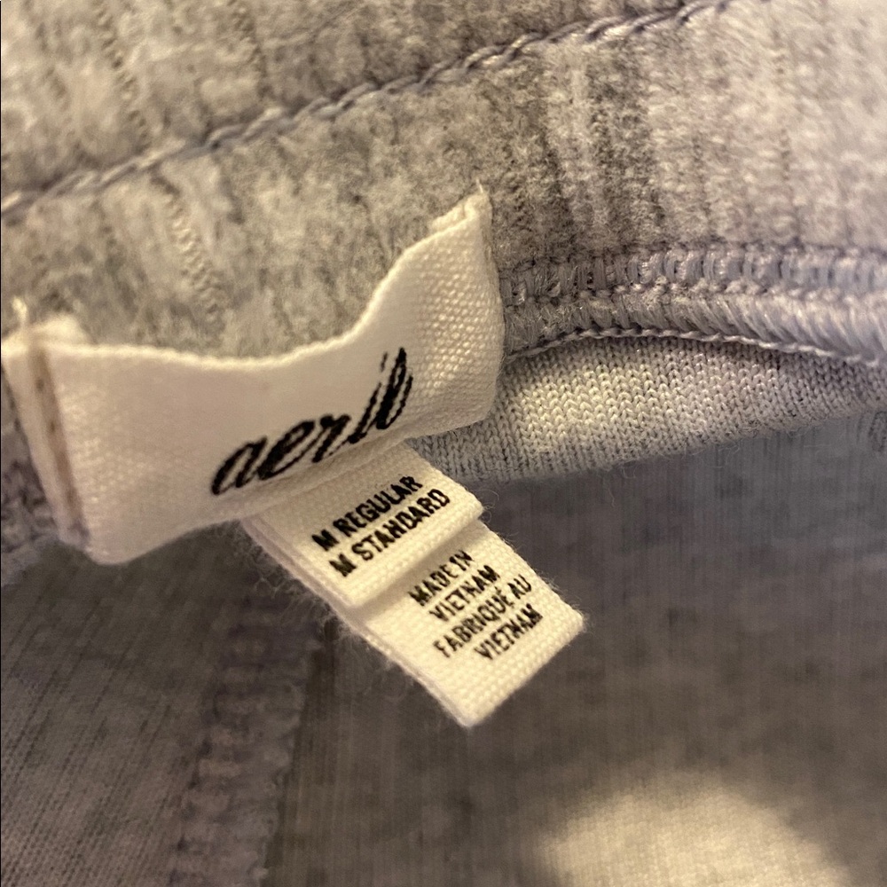 Aerie Groove On Ribbed Velour Flared Sweat Pants. Heather Gray. Size Medium. - Picture 9 of 11